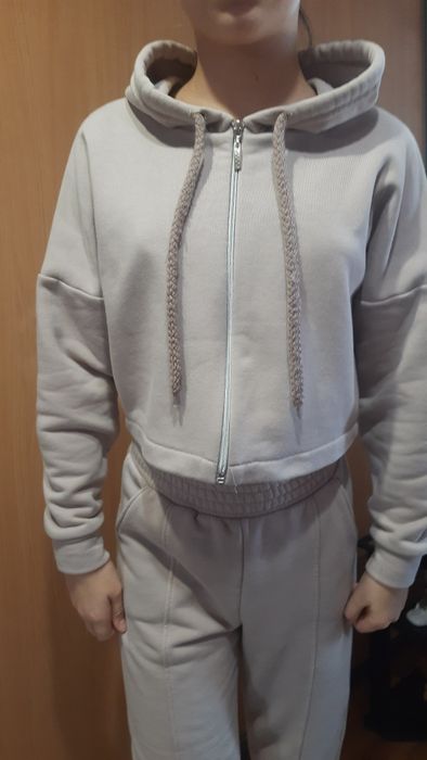 Костюми для дівчинки від 140 до 152