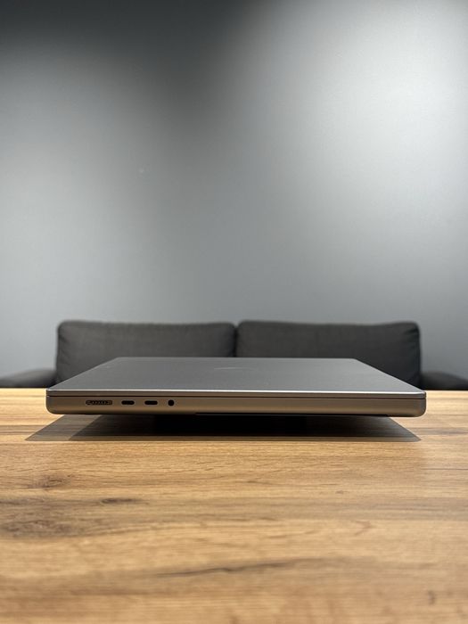 MacBook Pro 16 M1 Max 10/24gpu 32/512gb !! Гарантія від магазину !!