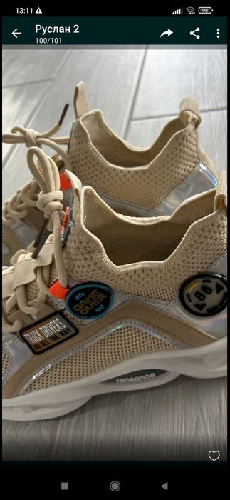 Продам кросівки осінь, літо