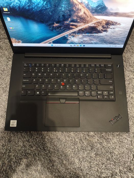 Lenovo Thinkpad P1 Gen 3 i7-10750H 16/256GB Nvidia Quadro T2000 Max-Q