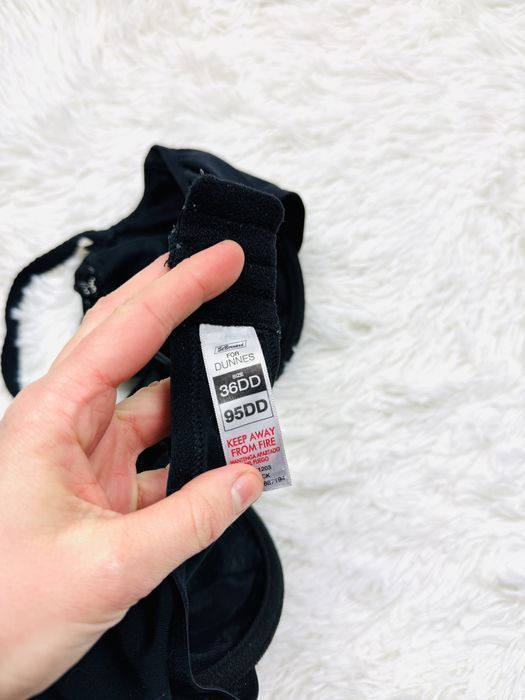 Biustonosz miękki fiszbiny 80DD czarny