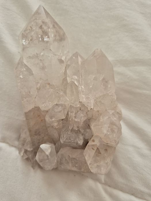 Cluster de Quartzo Cristal Natural 500g – Peça de Coleção / Decoração