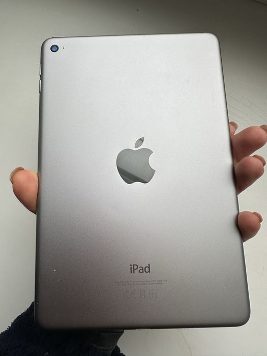 iPad mini 4, Wi-Fi, 128 ГБ свій
