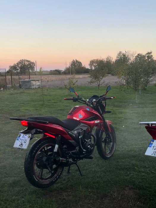 Продаю мотоцикл Lifan Sityr 200