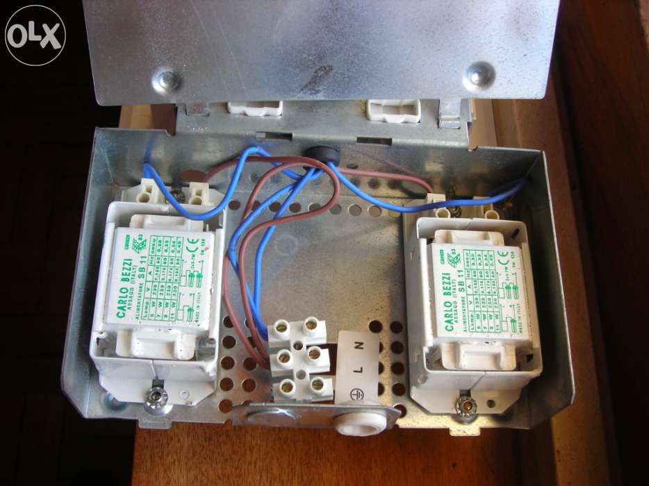 Apliques Targetti para teto falso