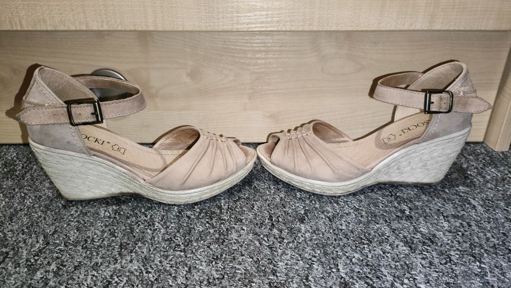 Buty damskie na okazje Lasocki 36 / 23 cm
