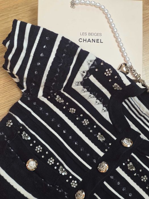 Кофтинка в стилі Chanel