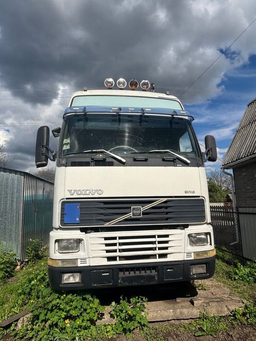 Продаж Volvo FN-12