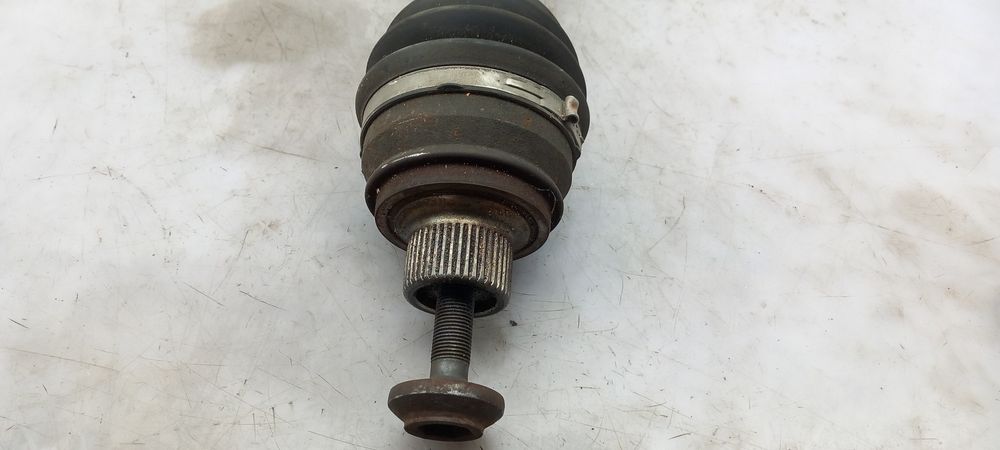 Transmissão frente direita AUDI A4 Avant (8K5, B8)