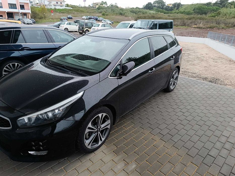 Kia Ceed SW GT Line 1.6 CRDi – Muito Estimada, 2 Chaves