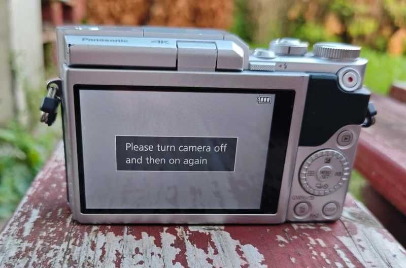 Panasonic Lumix DC-GX800