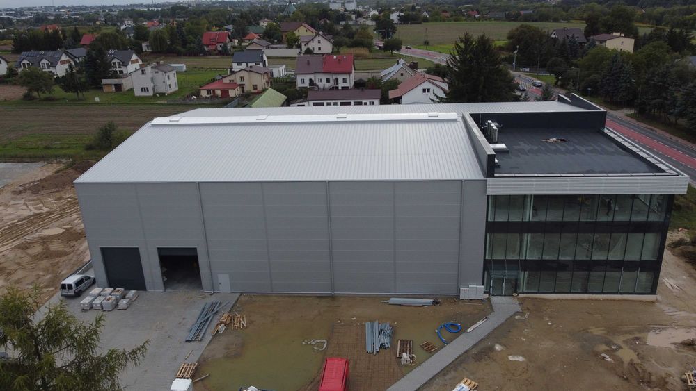Budowa hali 5000m2 z biurowcem 675m2