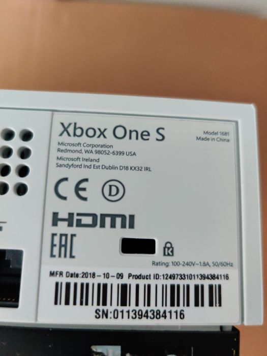 Xbox One S avariada/para peças