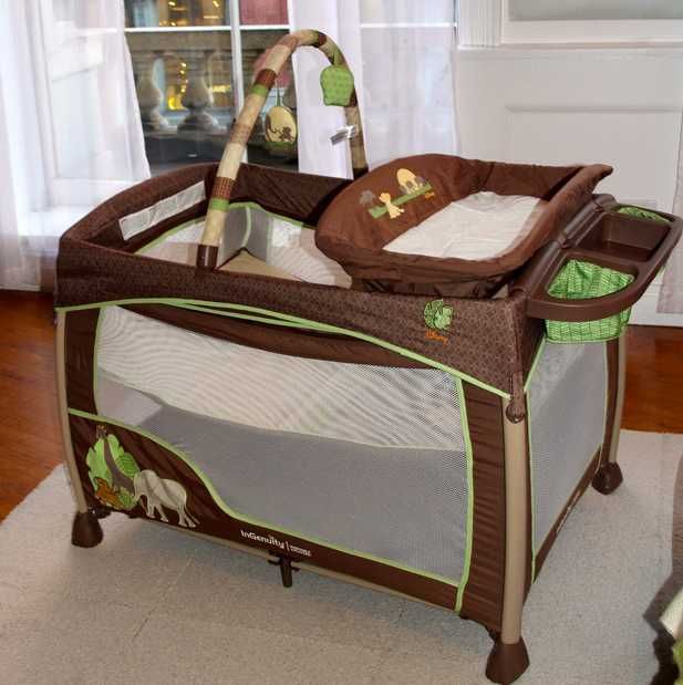 Berço de Viagem e Parque Disney Rei Leão (3 em 1)