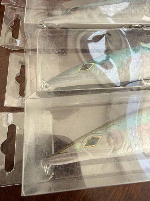 Minnows Iridescentes 3D – Novos e Selados