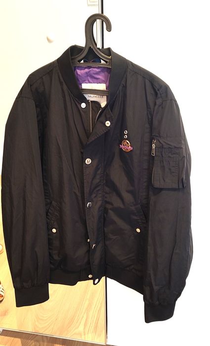 Kurtka bomberka Moncler