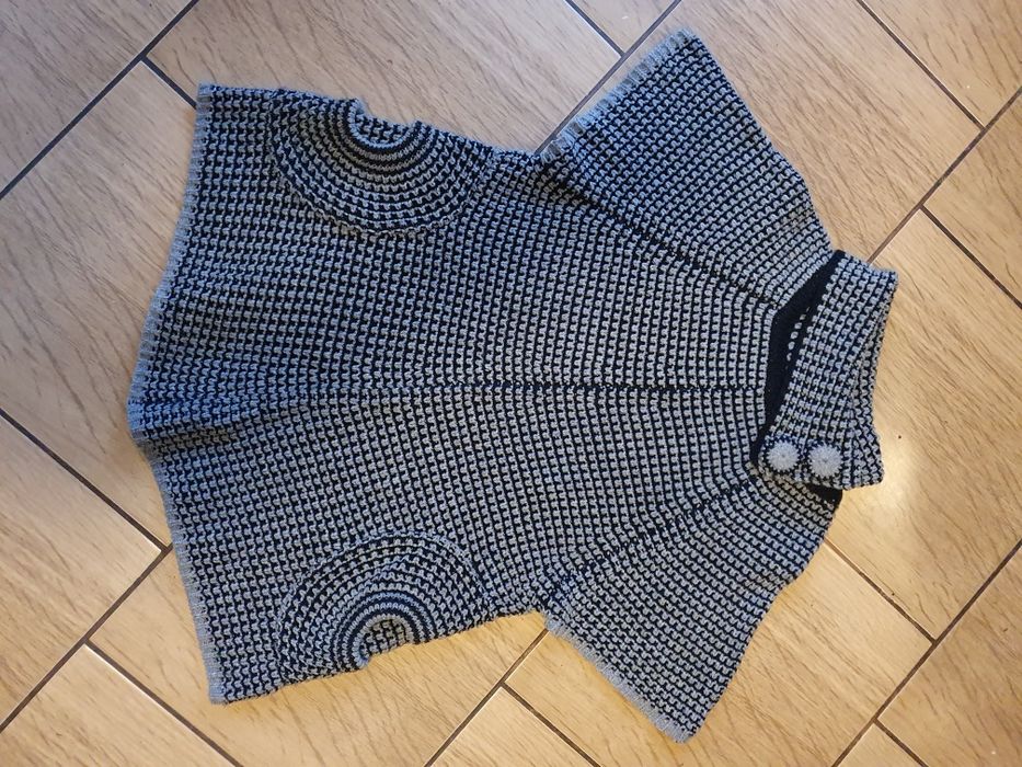 Bezrękawnik damski M sweter z krótkim rękawem