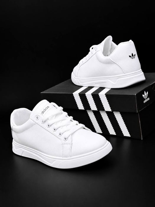 Кроссовки Adidas мужские класические красовки адидас Адидас кроссовки чисто белые Мягкие кросивки адидас