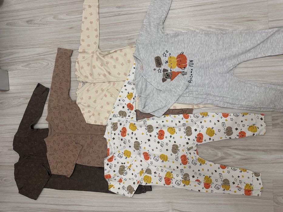 Paka piżamek pajacykow 10 sztuk 86/92