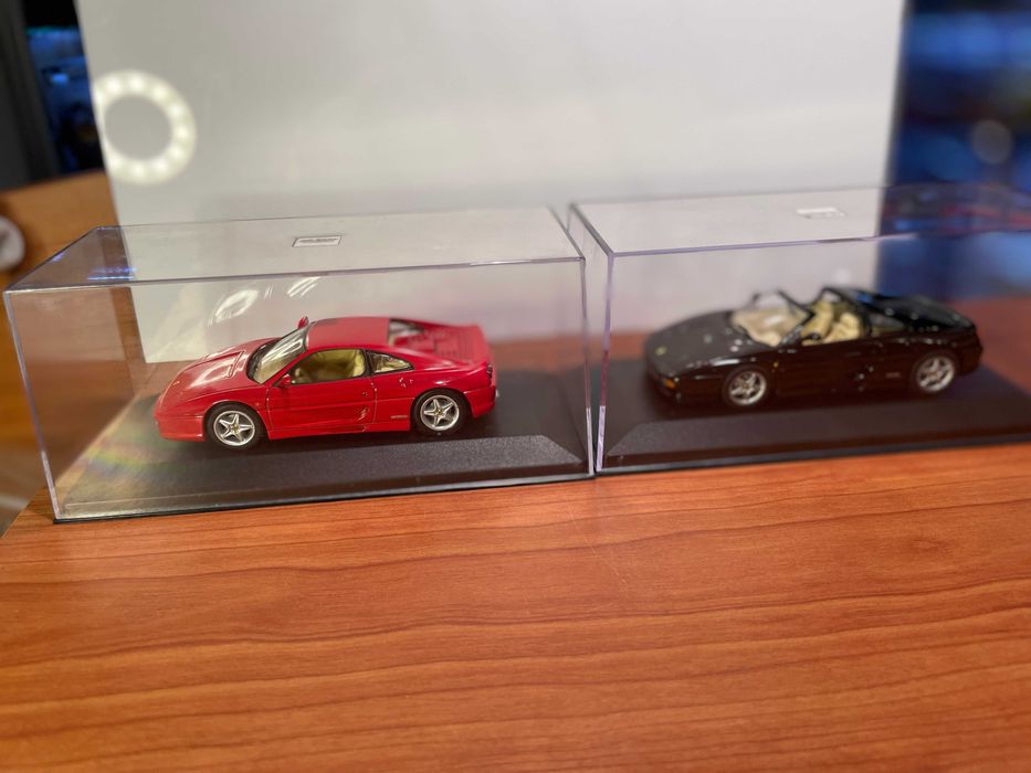 Ferrari 355, 4 modelos diferentes, visível nas fotos, Minichamps 1:43