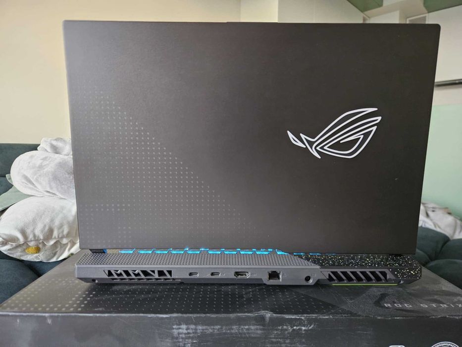 ASUS ROG Strix G15 | R9 6900HX | RTX 3060 | 32GB | 1440p