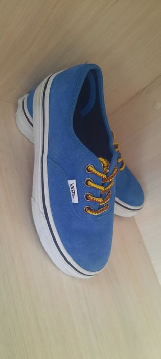 Продам кеди VANS