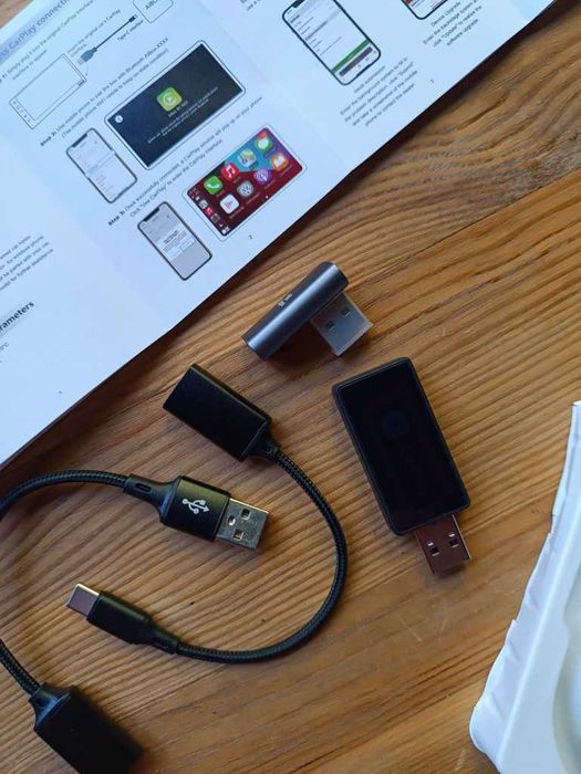 Адаптер CarPlay перетворює CarPlay з дротового на бездротовий, USB-C/A, міні версія