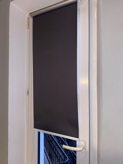 Rolety na okno termiczne 100% zaciemnienia 2 szt 35 cm na 200 cm