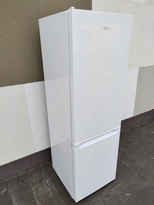 Холодильник Kernau 170 cm. з Європи, 2022 рік