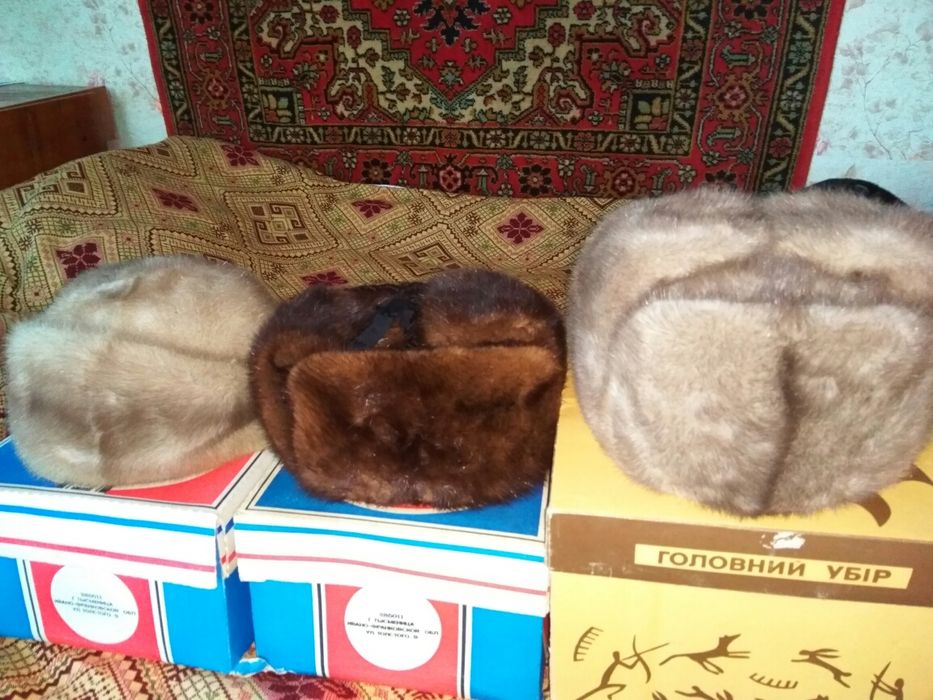 Шапка норковая красивая коричневая и серая