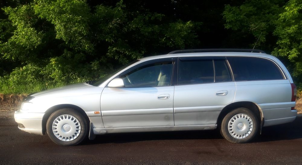 Опель Омега 2.5 TDI  2900S
