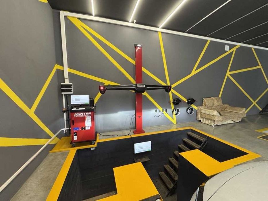 р Продаж сучасного СТО на власній ділянці 8 соток Обладнане