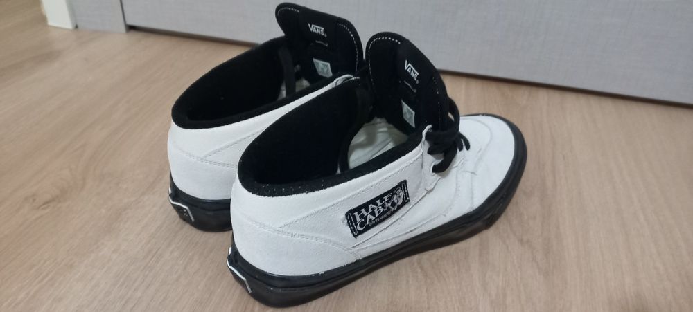 Vendo tênis Vans Premium Half Cab como novos