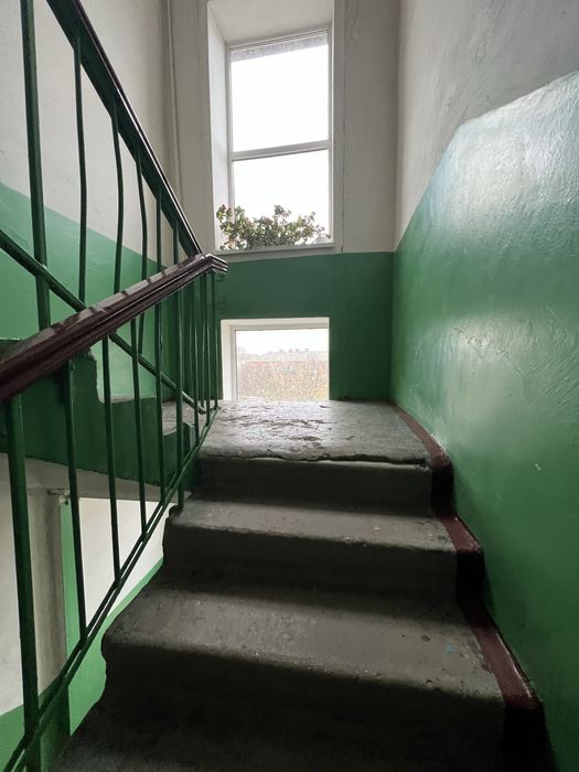 Продам 2 кімнатну кв ( бульвар Студентський)