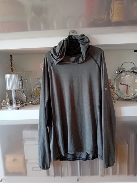 Bluza sportowa marki Pro Touch z kapturem i kominem