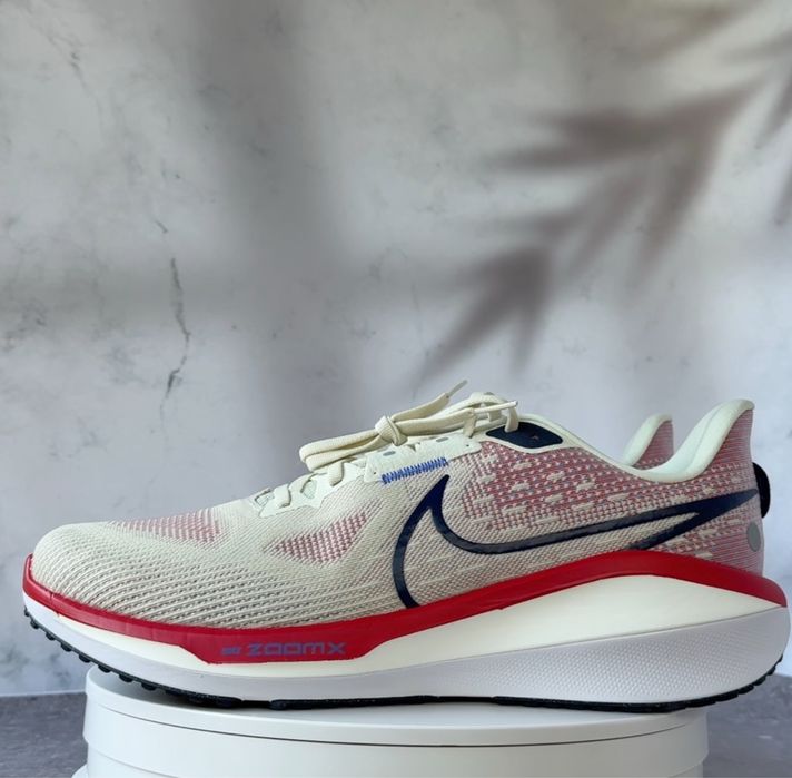 Нові кросівки Nike Air Zoom Vomero 17 (Розмір 47/47.5/49.5)