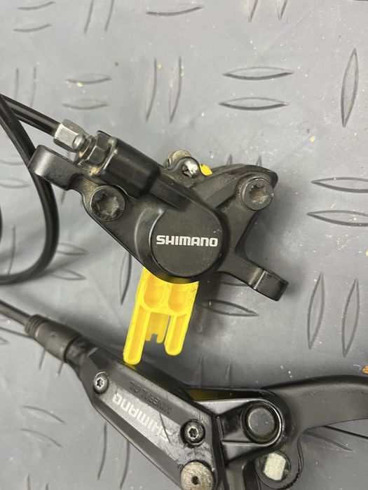 Travão traseiro shimano mt446