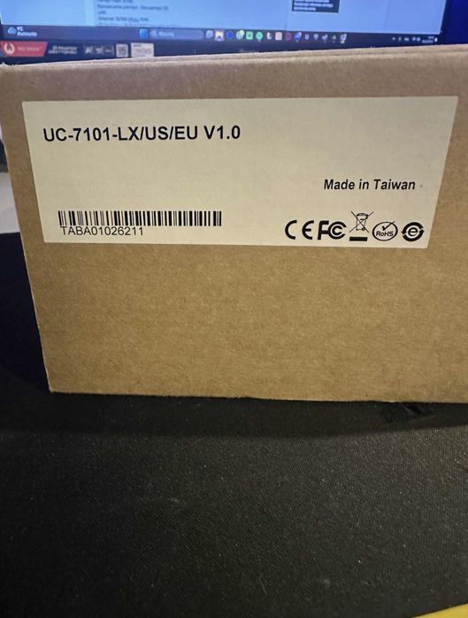 Moxa uc-7101 Wbudowany komputer przemysłowy