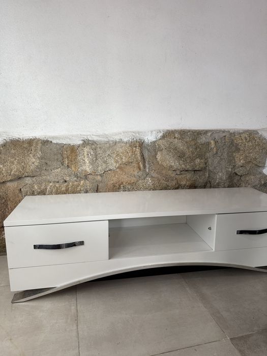 Móvel Apoio TV Branco