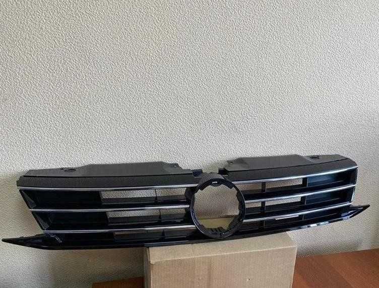 Решітка Радіатора VW Jetta 2015-2017 Решетка Радиатора джетта