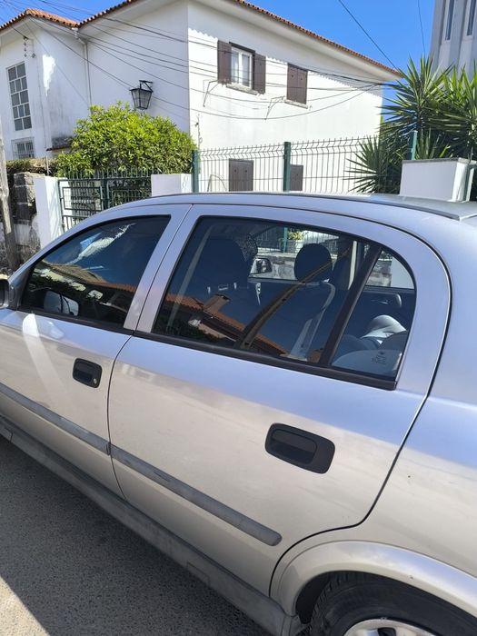 Opel Astra 2000 1.4 Gasolina 163.000 originais, 2º dono Pneu suplente nunca foi usado!