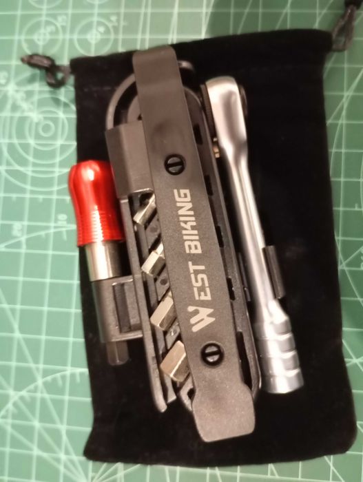 Kit ferramentas portátil West.