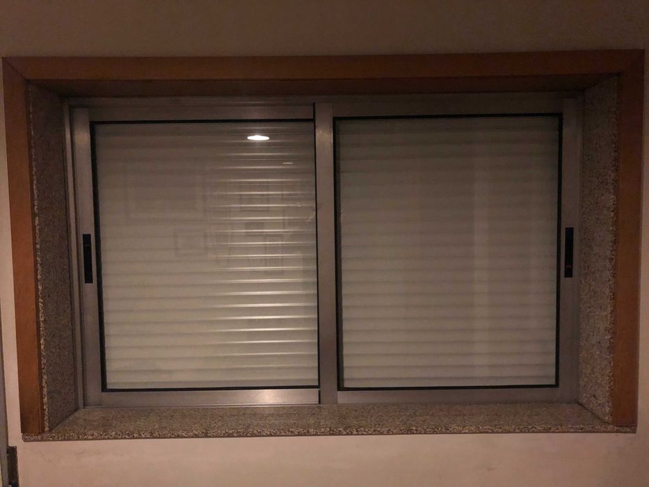 Conjunto de 18 janelas