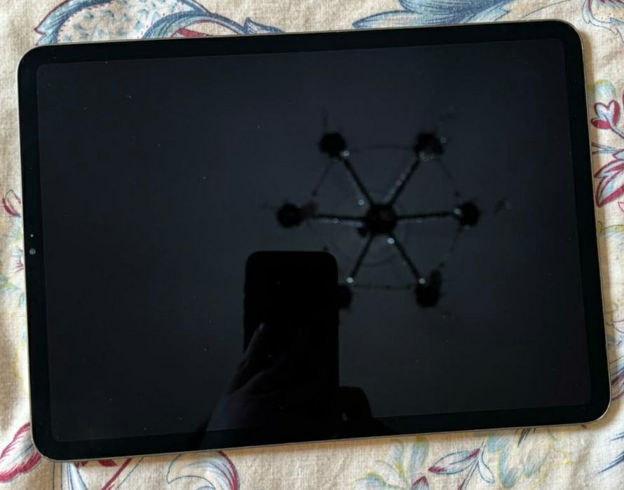 Продам iPad Pro 2020 на запчасти