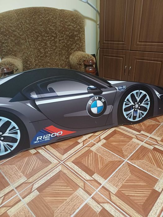 Ліжко машинка дитяче б/у в розібраному вигляді, вся комплектація є