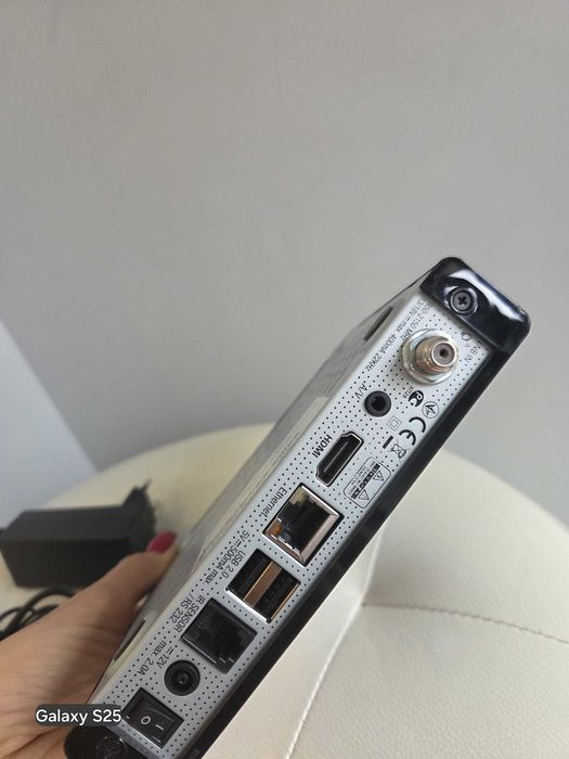 Router satelitarny vu+zero