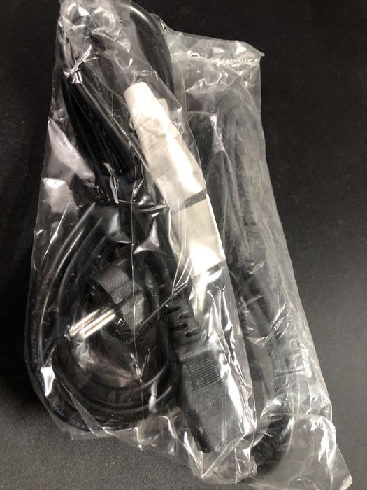 Різноманітна кабелі для ПК, інтернет та факс