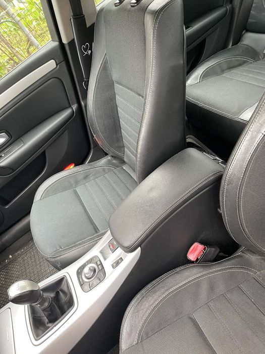 Renault laguna  2008