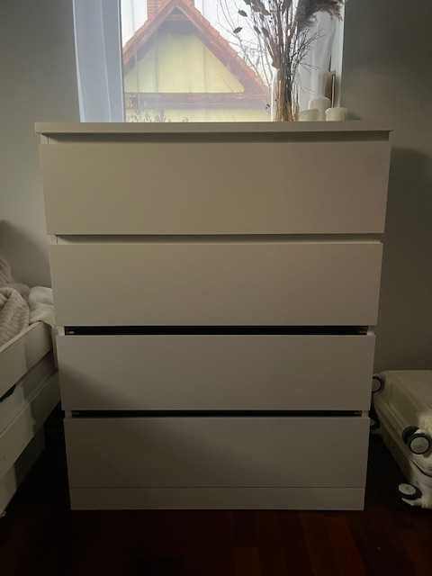 biała komoda Ikea MALM
