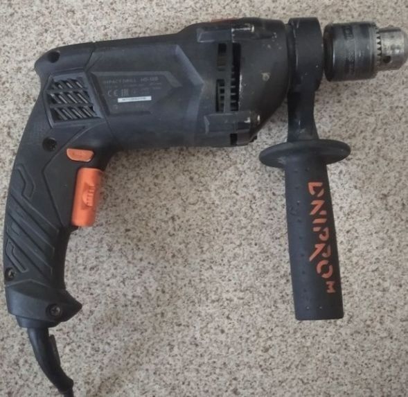 Продам дрель Днипро